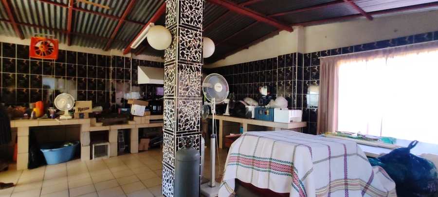 5 Bedroom Property for Sale in Vredefort Free State
